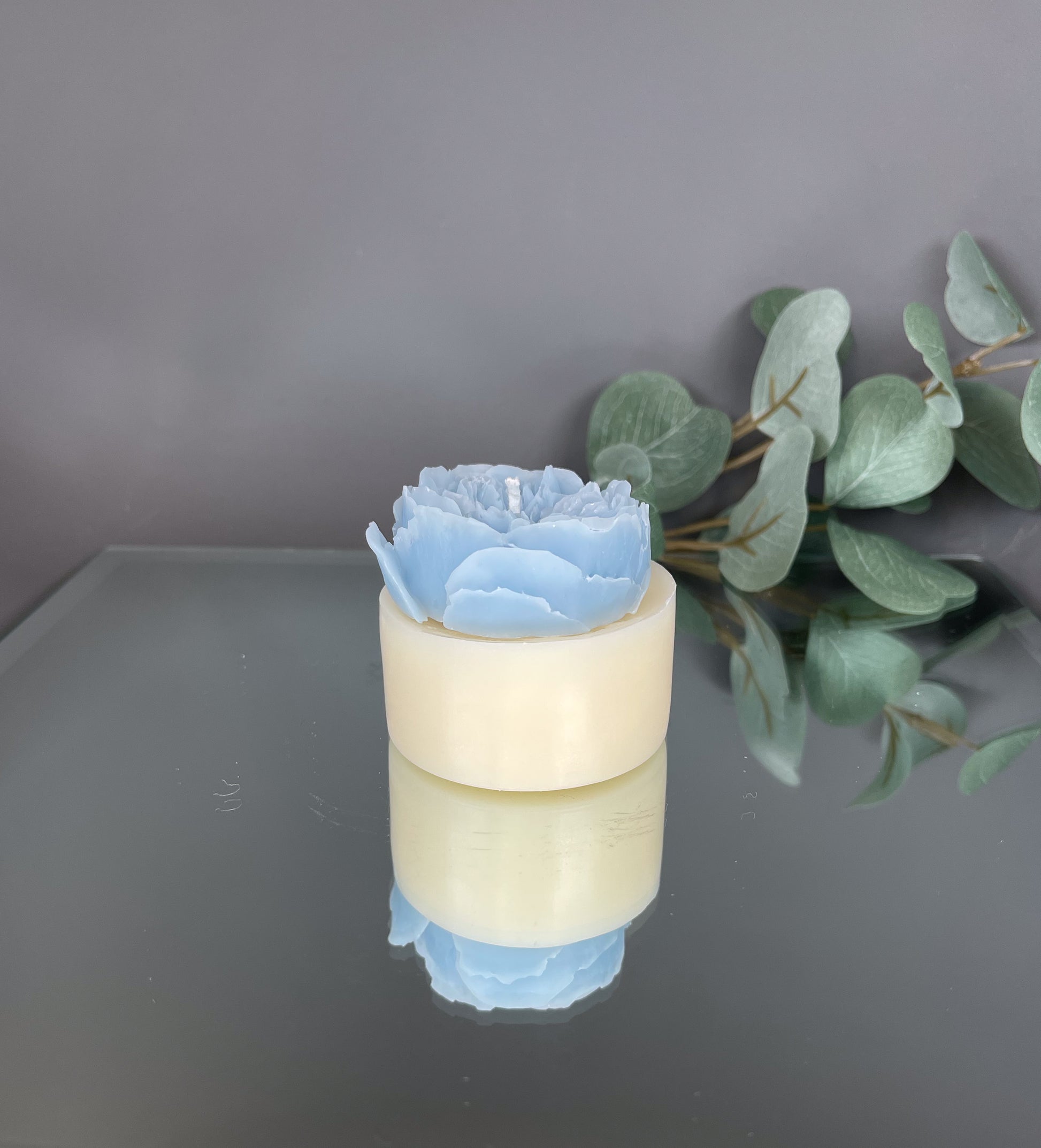 PEONY | Mini - Chill Flame Candle Studio